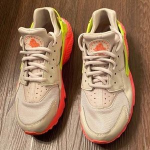 Women’s Nike Air Huarache Run